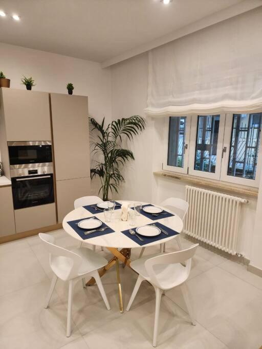 Rdhomes Falvo, Vomero Apartment