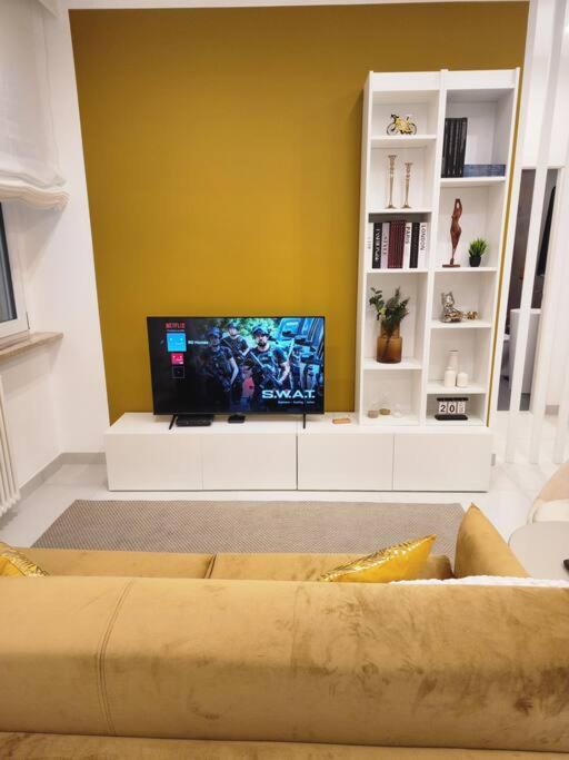 Rdhomes Falvo, Vomero Apartment *