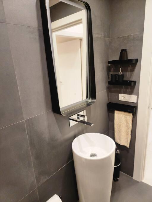 Apartment Rdhomes Falvo, Vomero *
