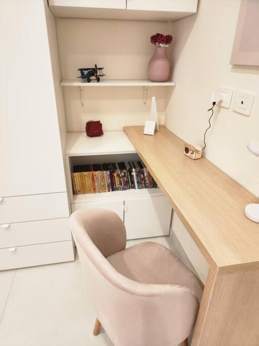 Rdhomes Falvo, Vomero Apartment