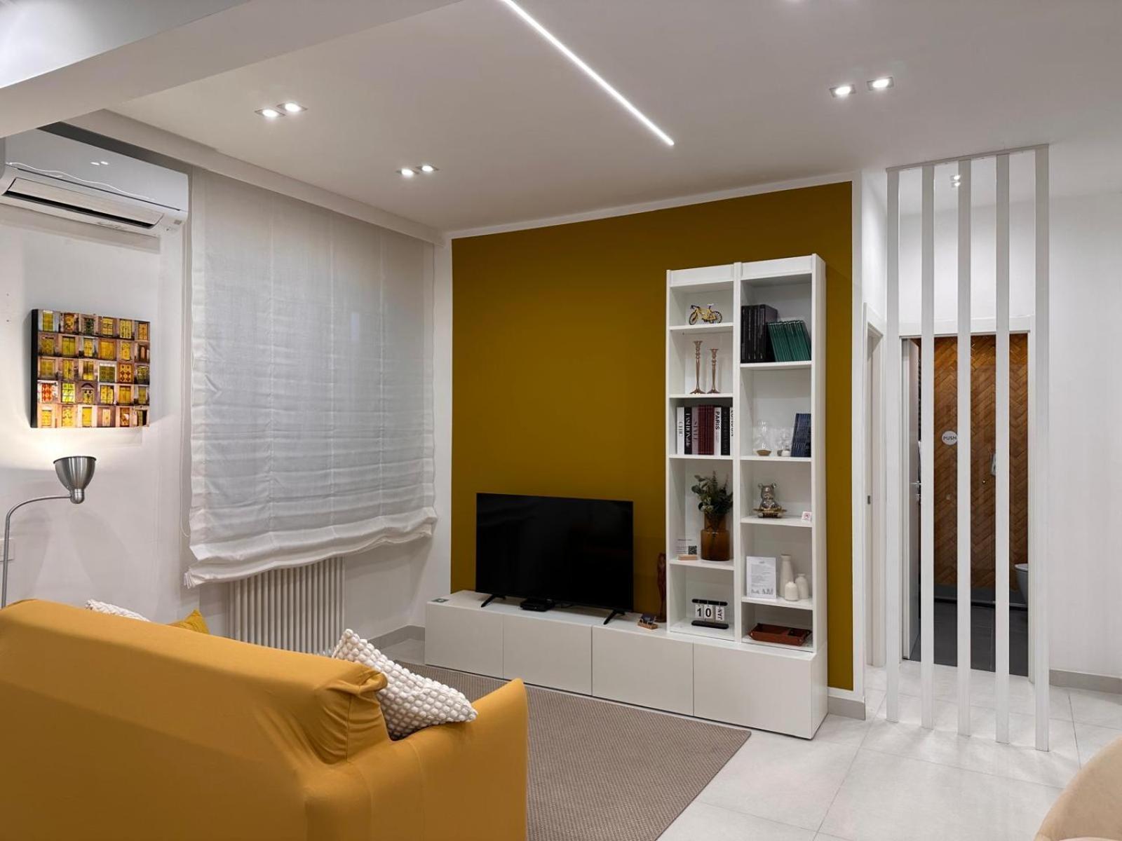Rdhomes Falvo, Vomero Apartment Naples