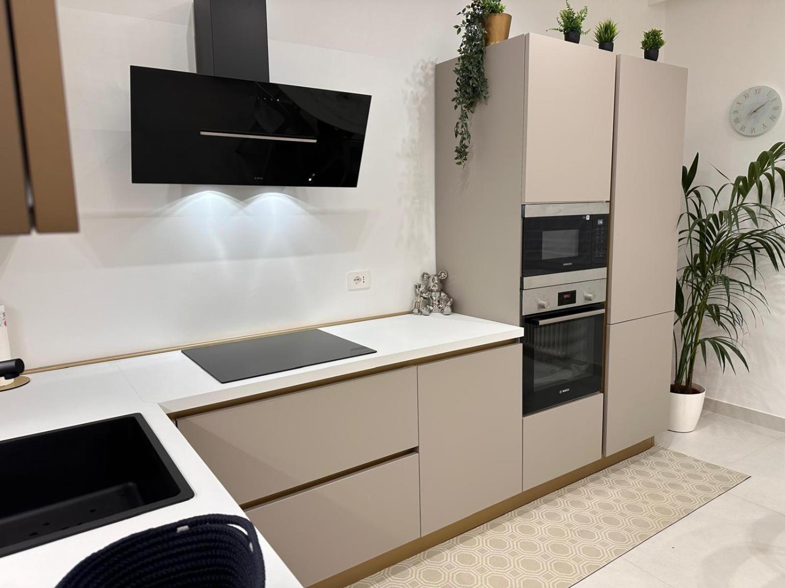Rdhomes Falvo, Vomero Apartment